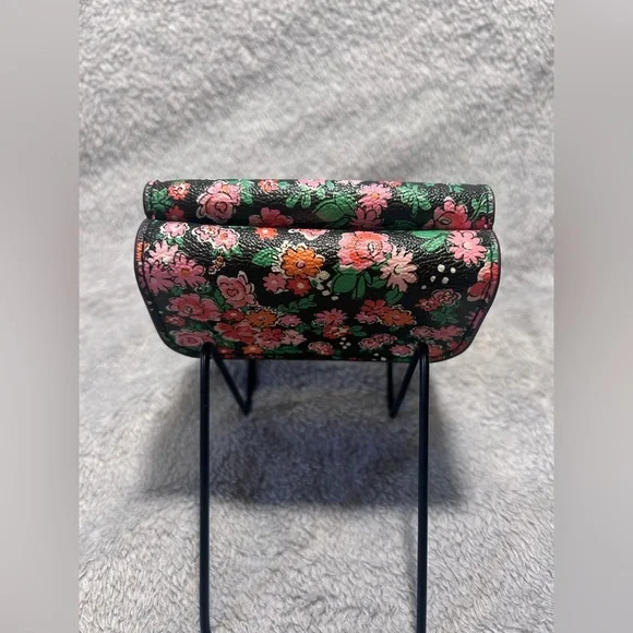 Coach Sierra Posey Cluster Floral Trifold Snap Wallet - Picture 6 of 14